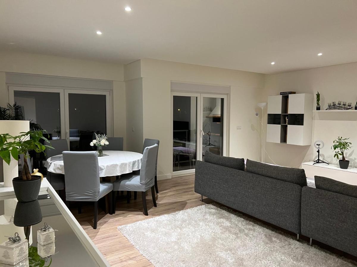 Modern Double Room With Private Balcony Montijo Exterior photo